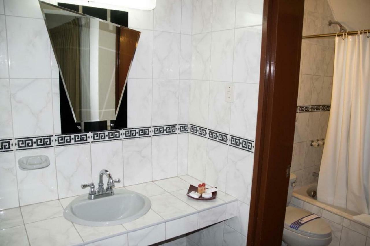 Dm Hoteles Nasca Nazca Buitenkant foto